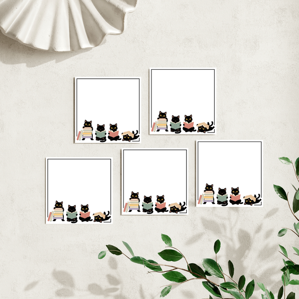 Bookish Cats: 50 Sheet Post-It Note Notepad
