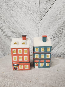 Holiday house salt and pepper shakers