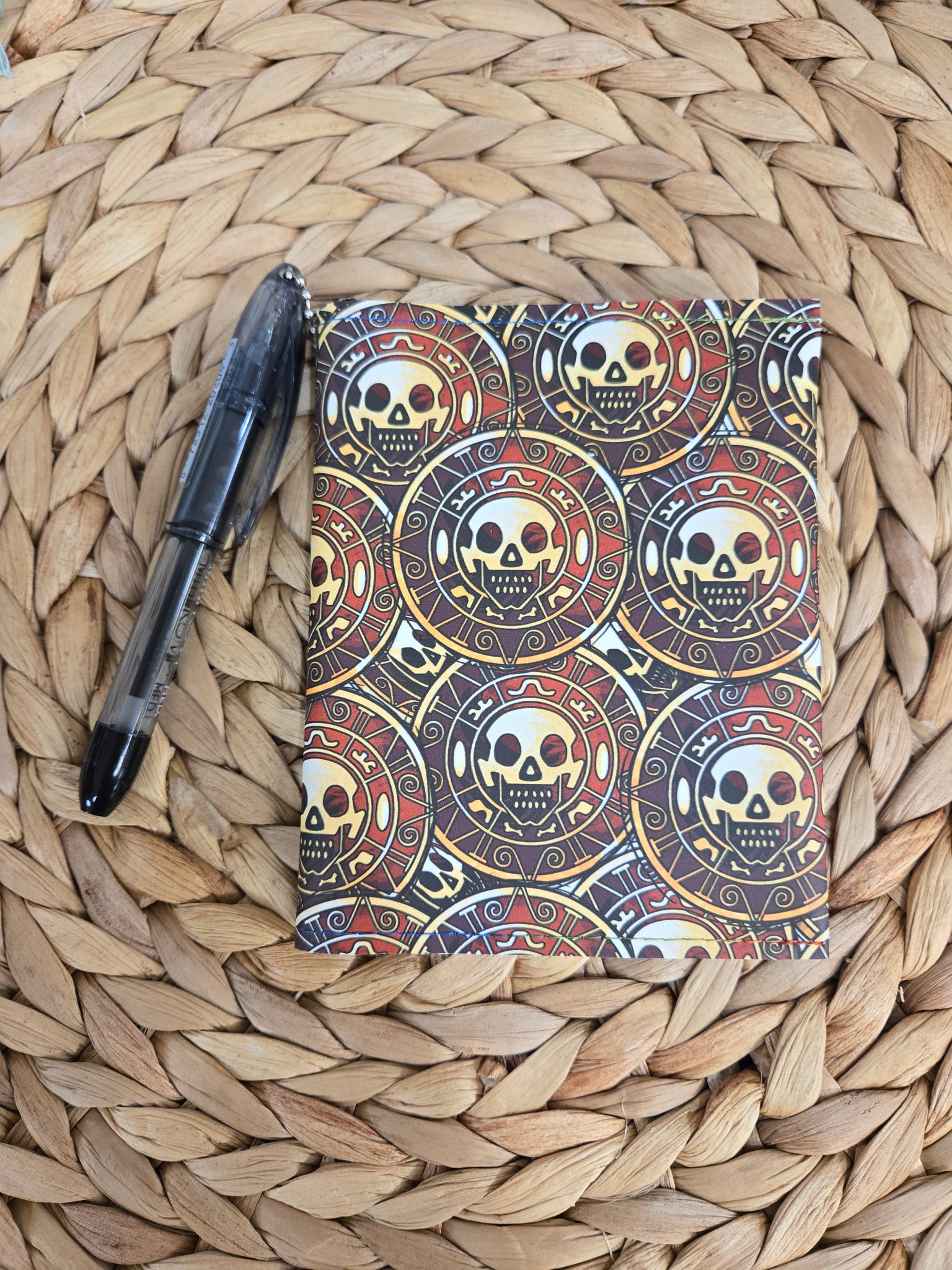 Mini gold skull Notebook