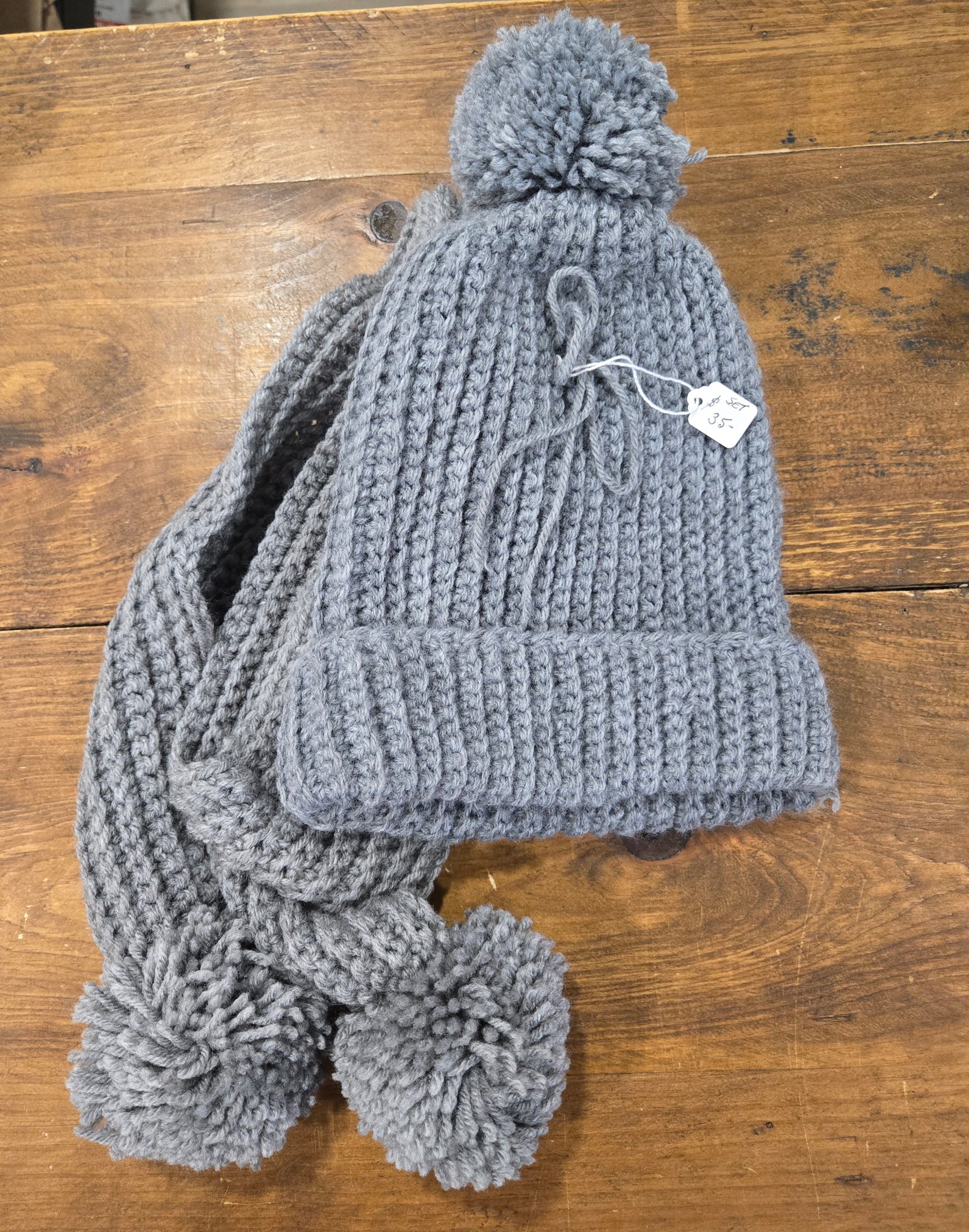 Hat & Scarf Set - gray