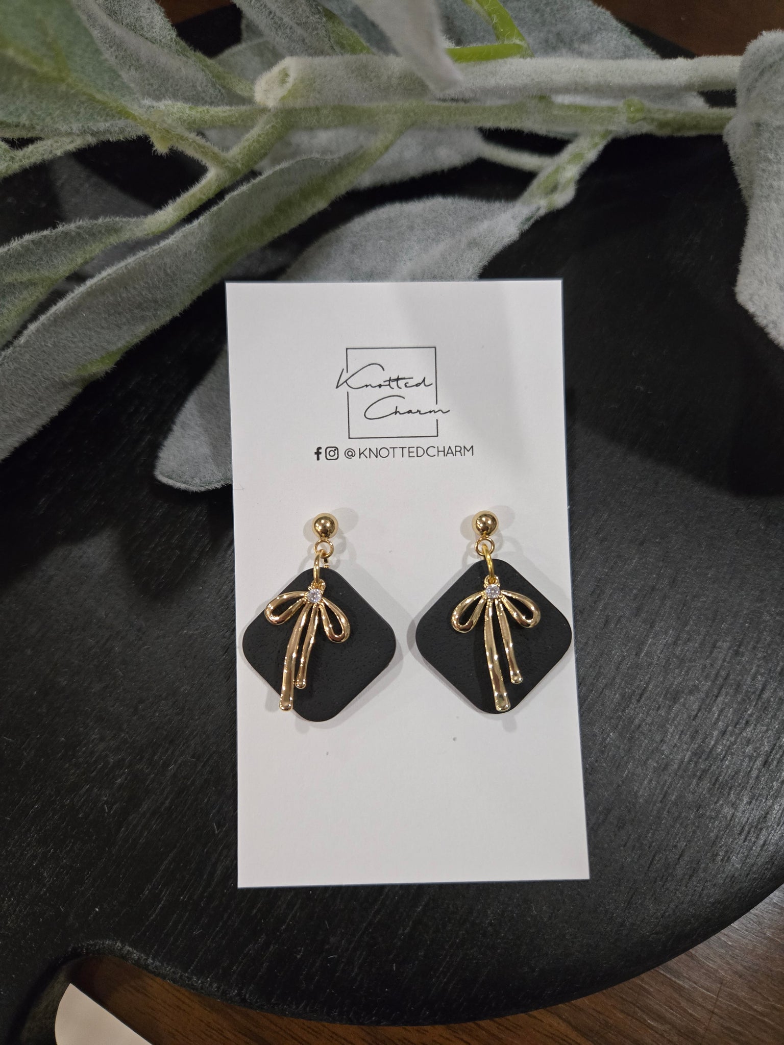 Dangle bow charm Earrings -Black & gold
