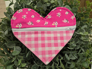 Zipper heart Pouch - dark pink heart and checkers