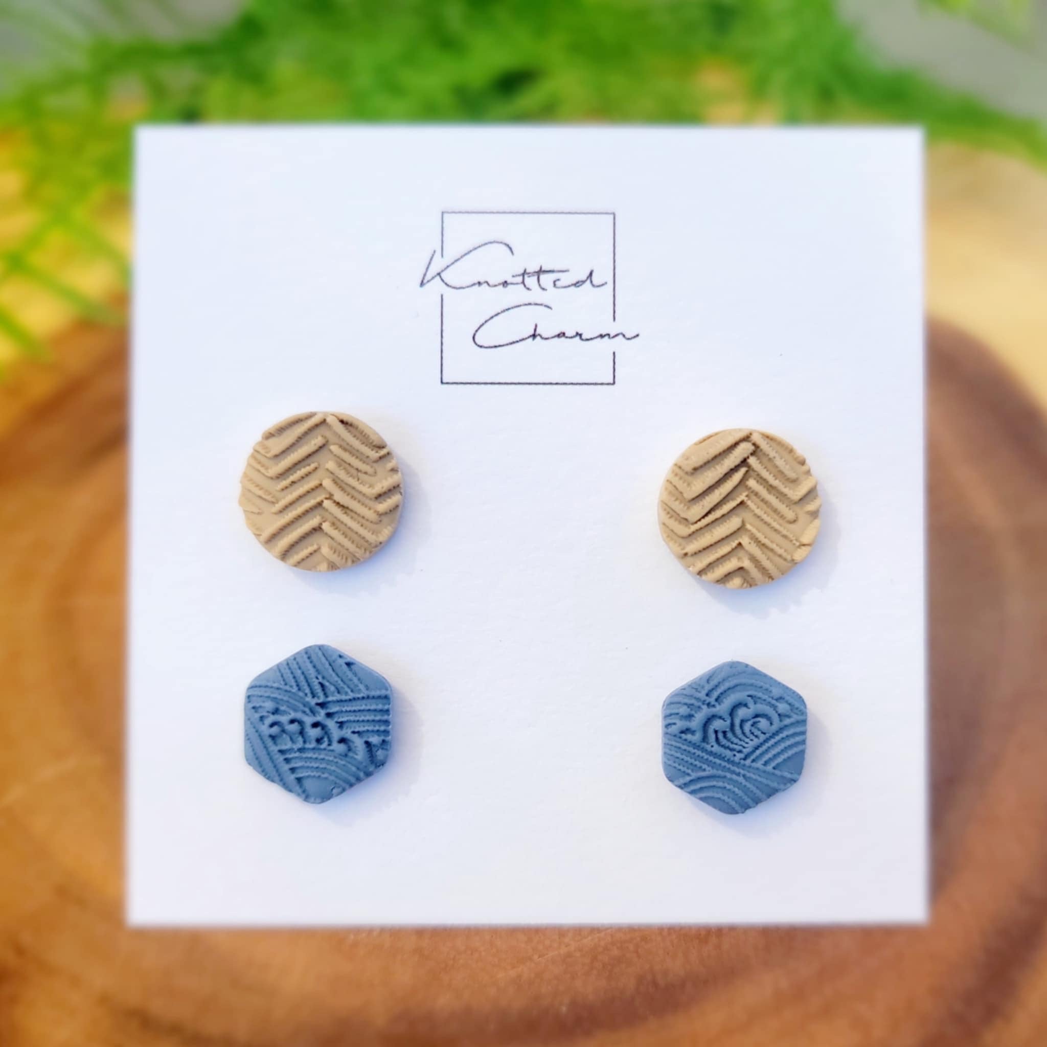 Pattern Stud Set Earrings - Blue & Tan