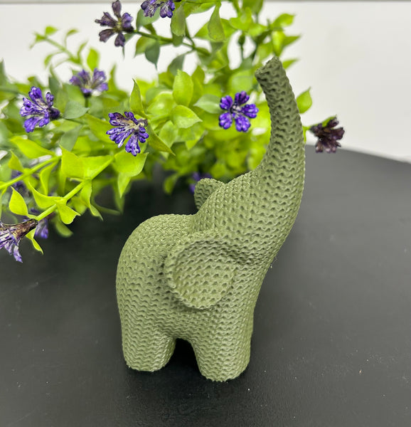 VM08 Small Elephant - Assorted Colours