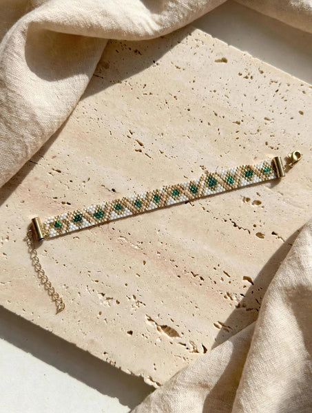 6a32f7be6982234f0f465536_bracelet-final-stone_1791296566468.jpg