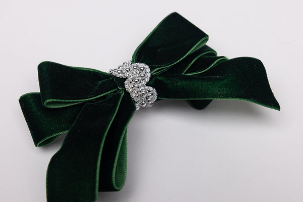 6a32f7be6982234f0f465536_christmas-hair-accessory-for-girls-2_1790378969800.jpg