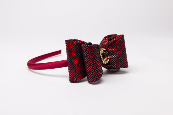 6a32f7be6982234f0f465536_christmas-hair-accessory-for-girls_1790371844603.jpg