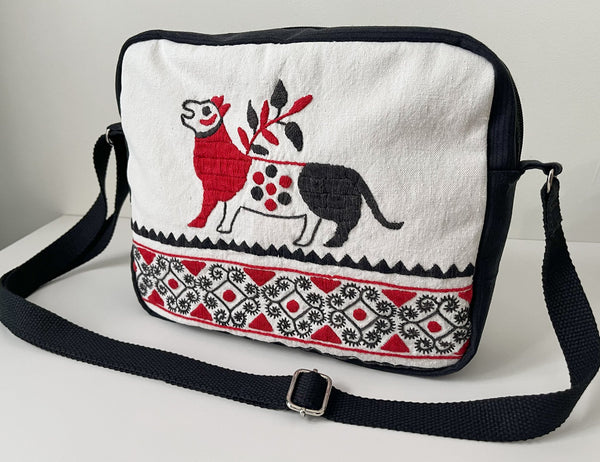 6a32f7be6982234f0f465536_cipollabag-linencowvintageembroiderystripe-front_1790796194629.jpg