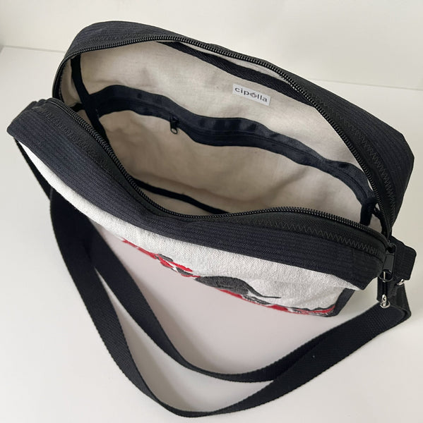 6a32f7be6982234f0f465536_cipollabag-linencowvintageembroiderystripe-lining_1790796206345.jpg