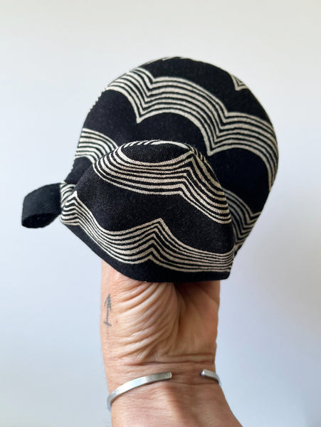 6a32f7be6982234f0f465536_cipollashop-minimitts-linenwave-blackhand_1790537445142.jpg