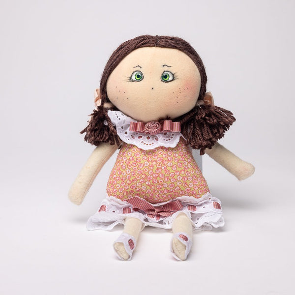 6a32f7be6982234f0f465536_handmade-doll_1790377821893.jpg
