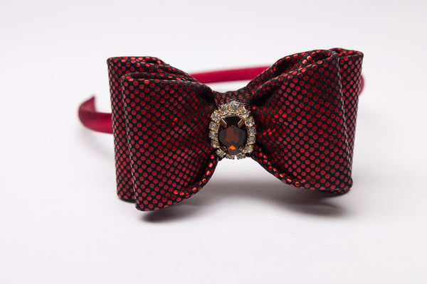 6a32f7be6982234f0f465536_red-bow-accessory-for-girls_1790371844601.jpg