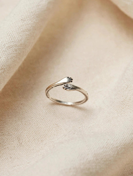 6a32f7be6982234f0f465536_ring-linen-4_1791228751921.jpg
