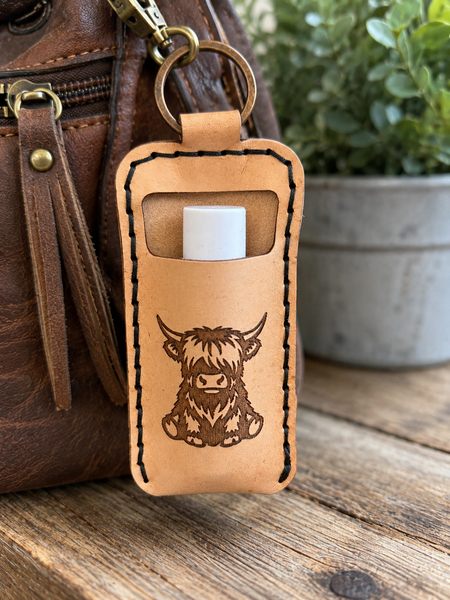 6a32f7be6982234f0f465536_rustic-highland-cow-keychain-holder_1791141741992.png