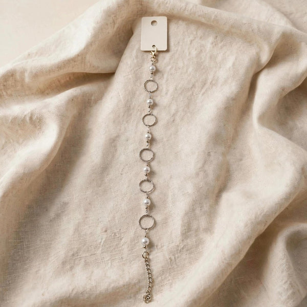 6a32f7be6982234f0f465536_silver-bracelet-linen-1080_1791134547719.jpg
