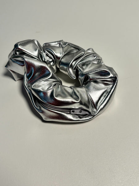 6a32f7be6982234f0f465536_silver_1785410525827.jpeg