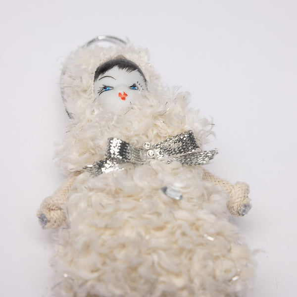 6a32f7be6982234f0f465536_small-handmade-doll_1790380074899.jpg