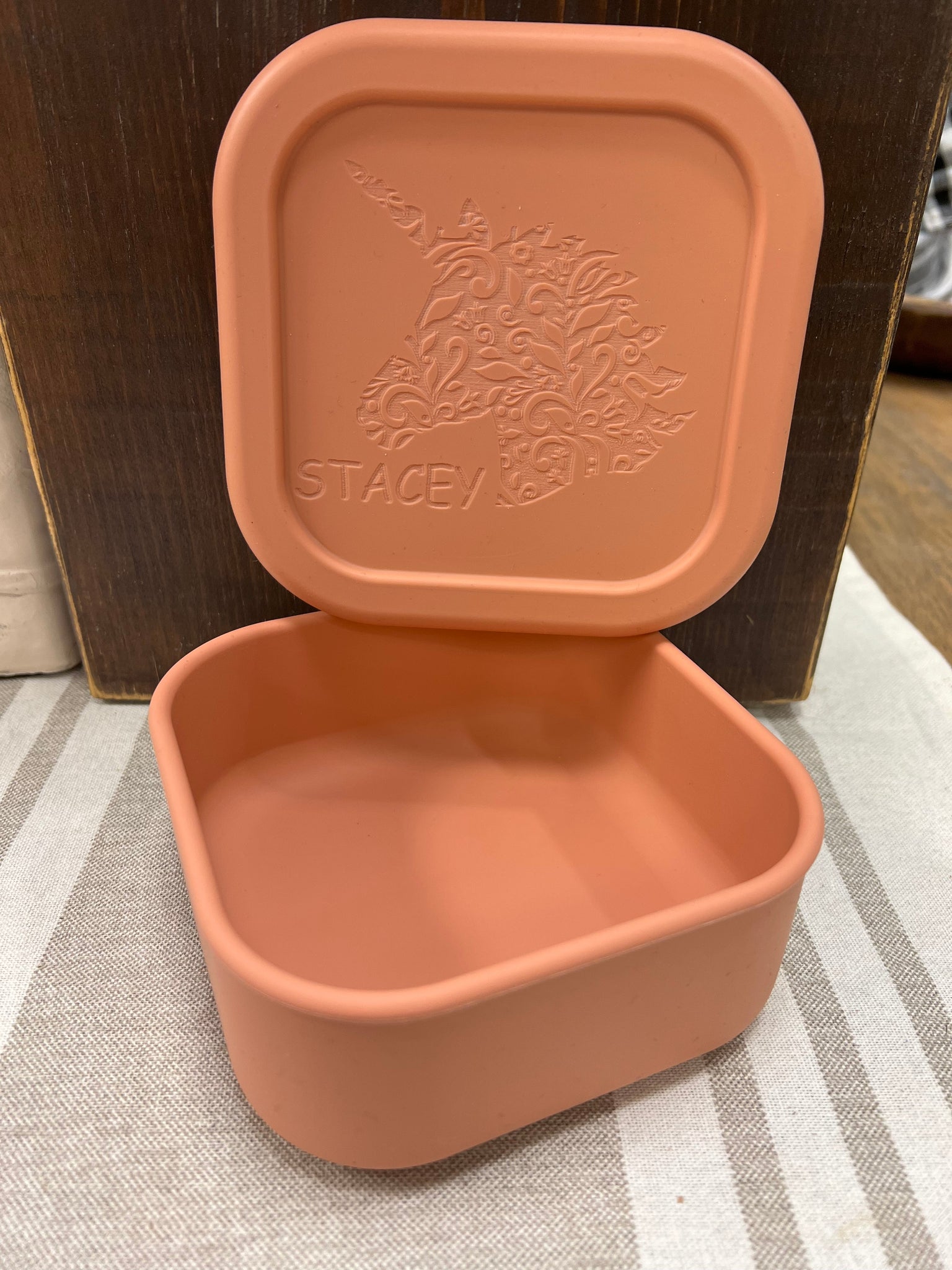 Engraved Single Compartment Lunch Box - 6 colour Options