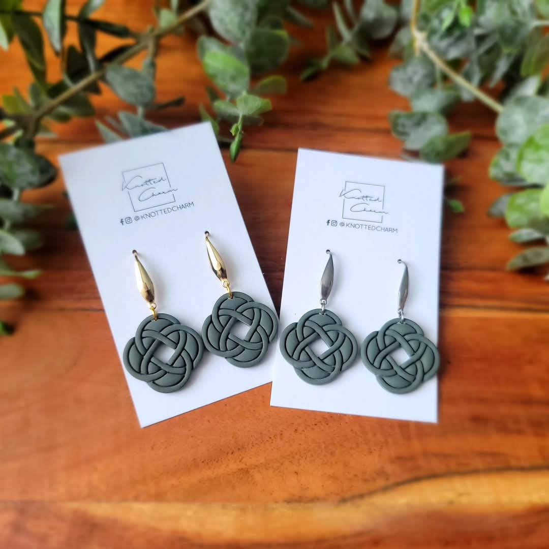 Celtic knot dangle earrings- green & gold
