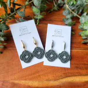 Celtic knot dangle earrings- green & gold
