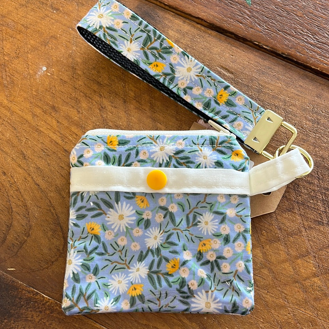 Zip Pouch 5x5" w/Clear Pocket & Fob -Yellow White Daisy