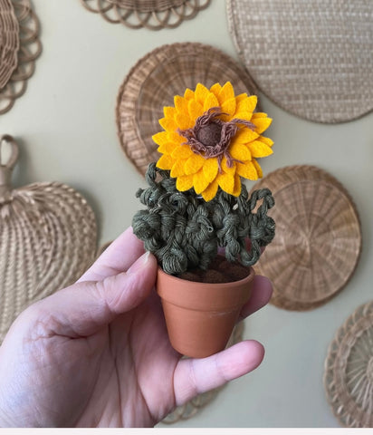 Felted Mini Sunflower