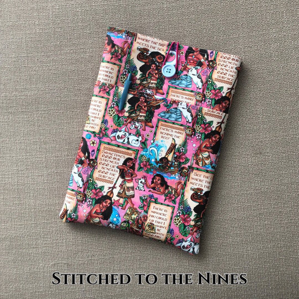 Large Book Sleeve - Moana