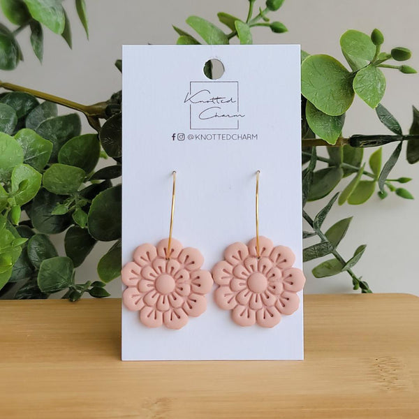 Large Flower Hoop - Blush - 2 Options