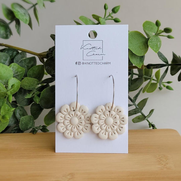 Large Flower Hoop - Cream - 2 Options