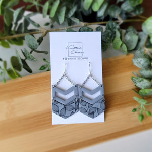 Chevron Chain Dangle - Grey