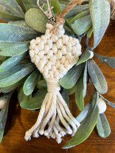 AFA-  Heart Macrame W/Clip