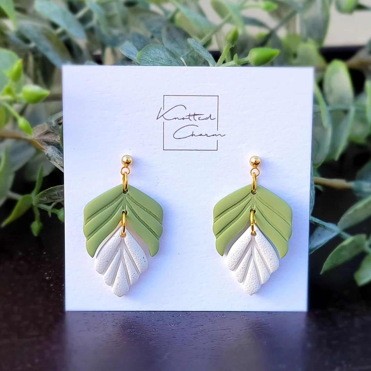 2 Piece Leaf Dangle Earring - Green/Cream