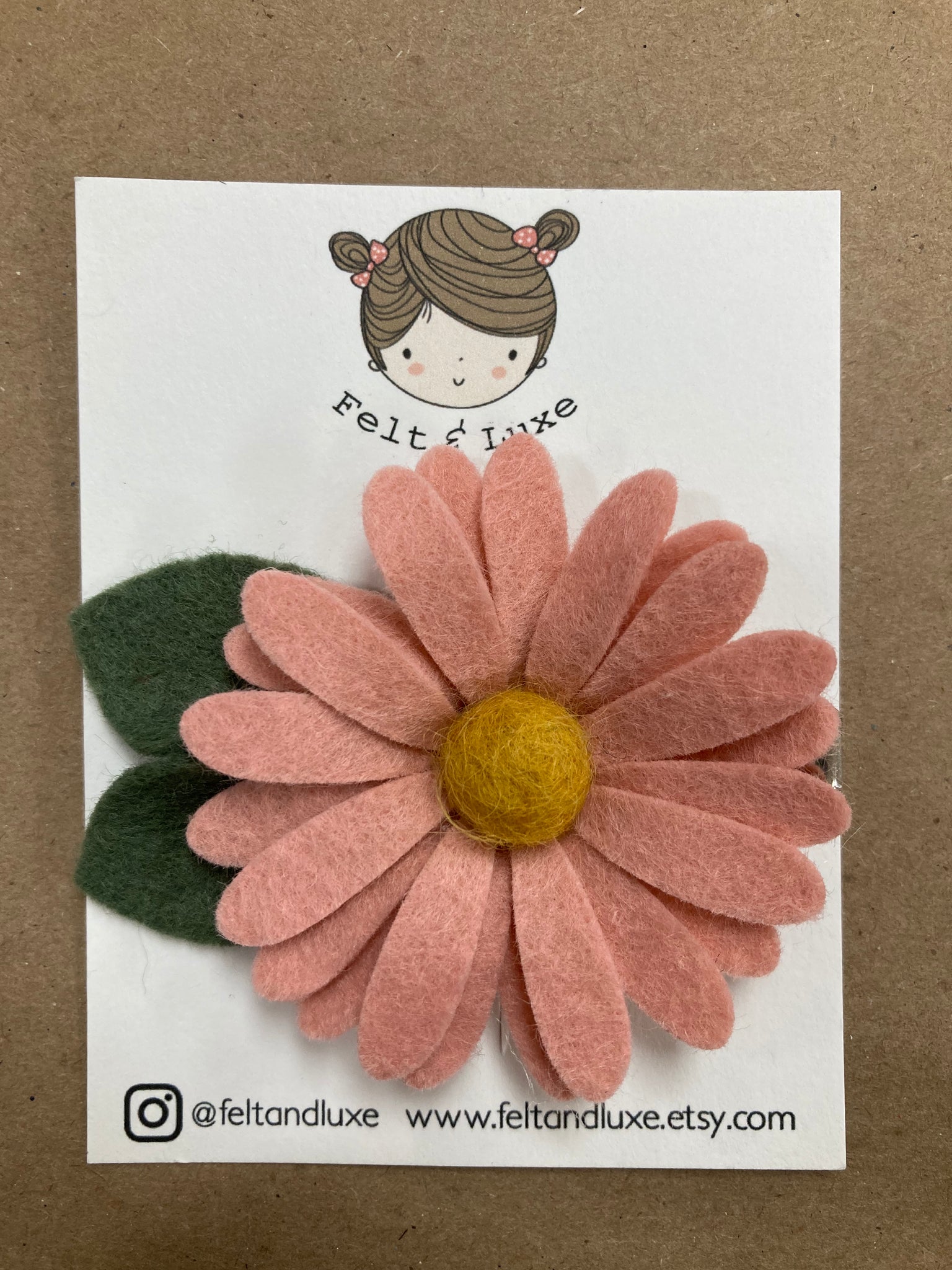 Lg Coral Pink Daisy Flower Hair Clip
