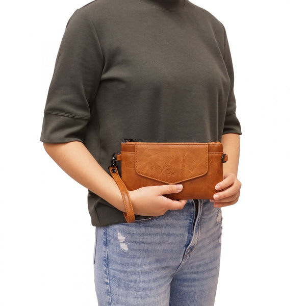 Priscilla Clutch/Crossbody - Camel Cognac