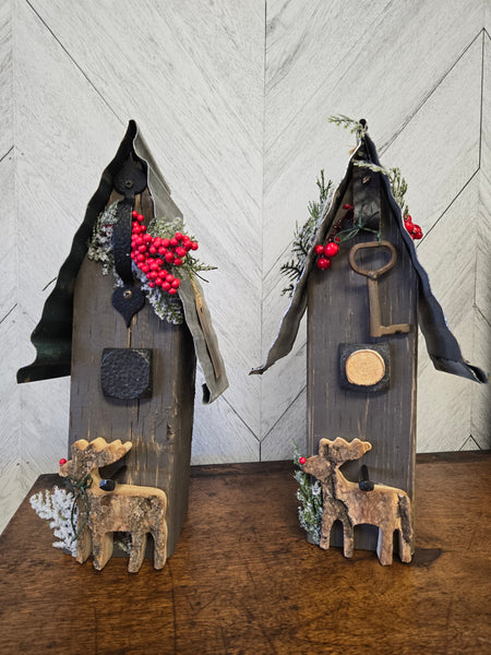 Large Rustic Winter Birdhouse- Assorted Styles And Colours