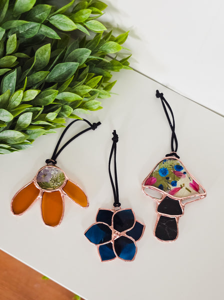 Small Stained Glass - DRIED FLORAL INLAYS