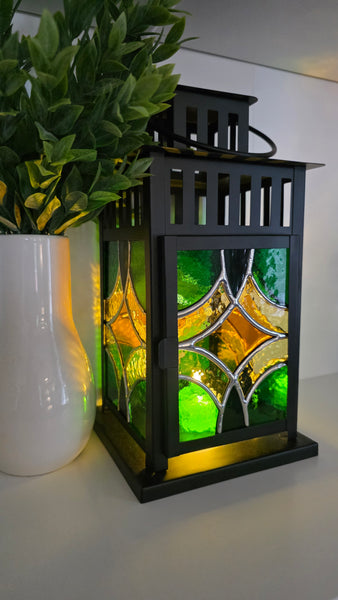 Stained Glass Large 4 Panel Lantern- Vintage Dimond Pattern